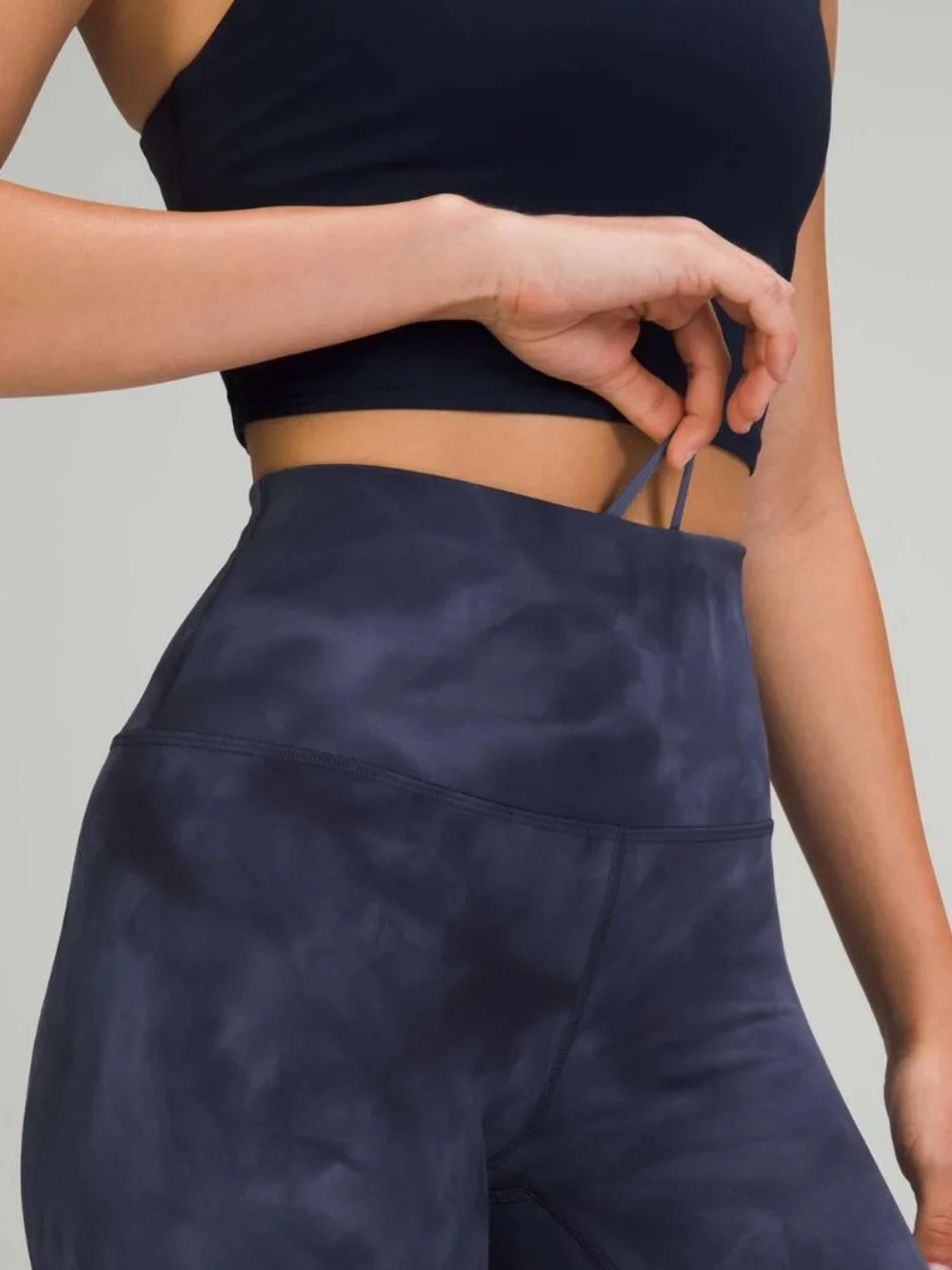Lululemon Wunder Train High-Rise Tight 28